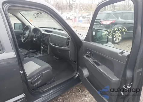 2010 Jeep Liberty Sport из США, поврежденный, VIN 1J4PN2GK7AW177804